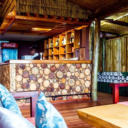 Queen Elizabeth Pvt Lodge Kichwamba Exterior photo